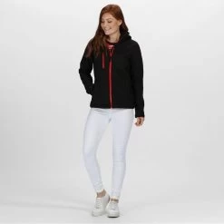 Regatta Womens/Ladies Venturer Hooded Soft Shell Jacket (Black) -Outdoor Equipment Store k3b806a4458abcd6b40abbd61440047f0