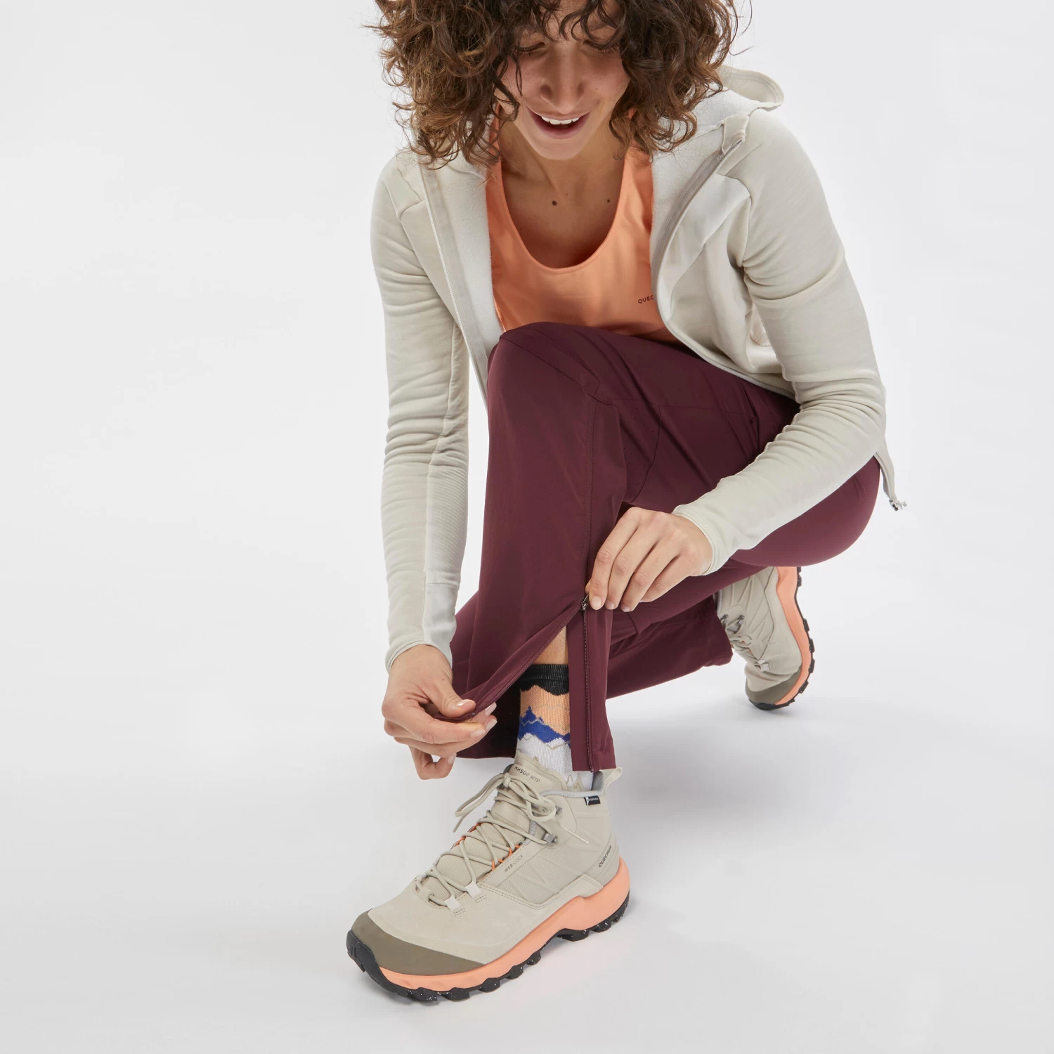 Quechua Women's Convertible Mountain Hiking Trousers 9 Quechua Women's Convertible Mountain Hiking Trousers - Image 9