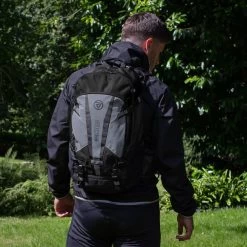 Proviz REFLECT360 Reflective Explorer Backpack 30L -Outdoor Equipment Store k7513ad509b452b35ed4cab7a17b5f0c9