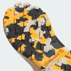 ADIDAS Terrex Mid GORE -Outdoor Equipment Store ka9f65f8473f3e25987b6208a7e5a1449