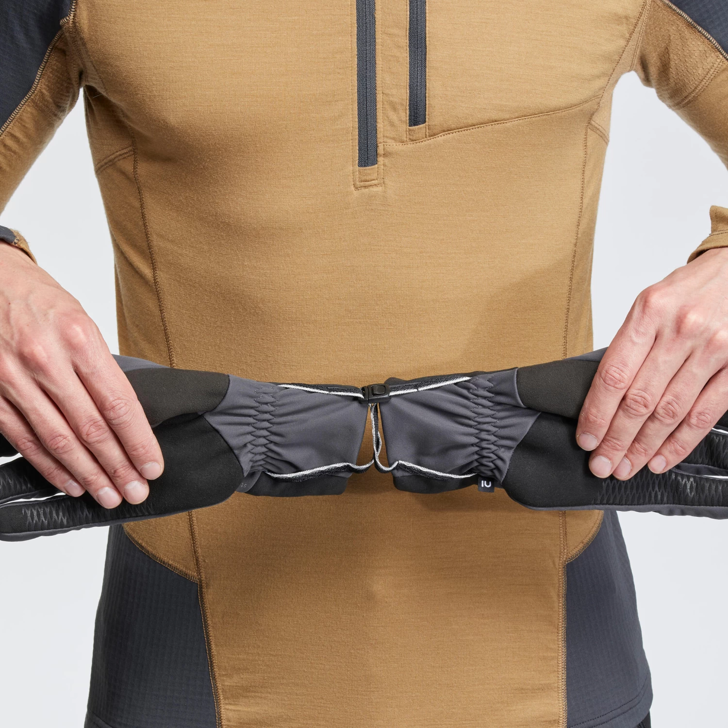 Adult Mountain Trekking Windproof Touchscreen Gloves 3 Adult Mountain Trekking Windproof Touchscreen Gloves - Image 3